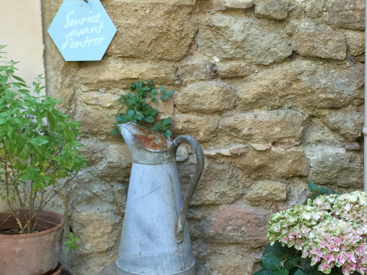 مبيت وإفطار سوز-لا-روس Les Aiguieres En Provence المظهر الخارجي الصورة