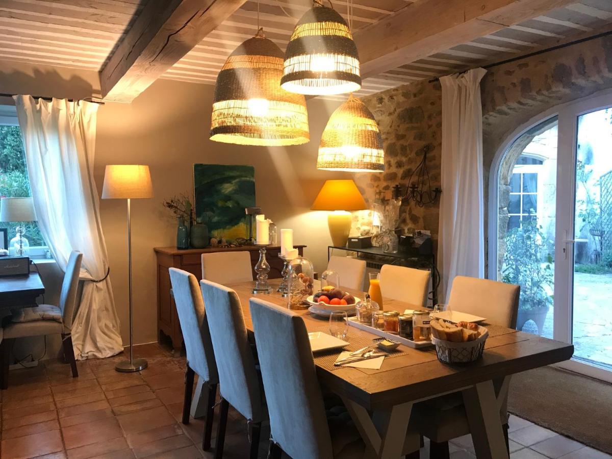 مبيت وإفطار سوز-لا-روس Les Aiguieres En Provence المظهر الخارجي الصورة