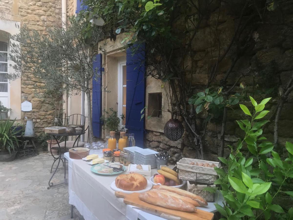 مبيت وإفطار سوز-لا-روس Les Aiguieres En Provence المظهر الخارجي الصورة