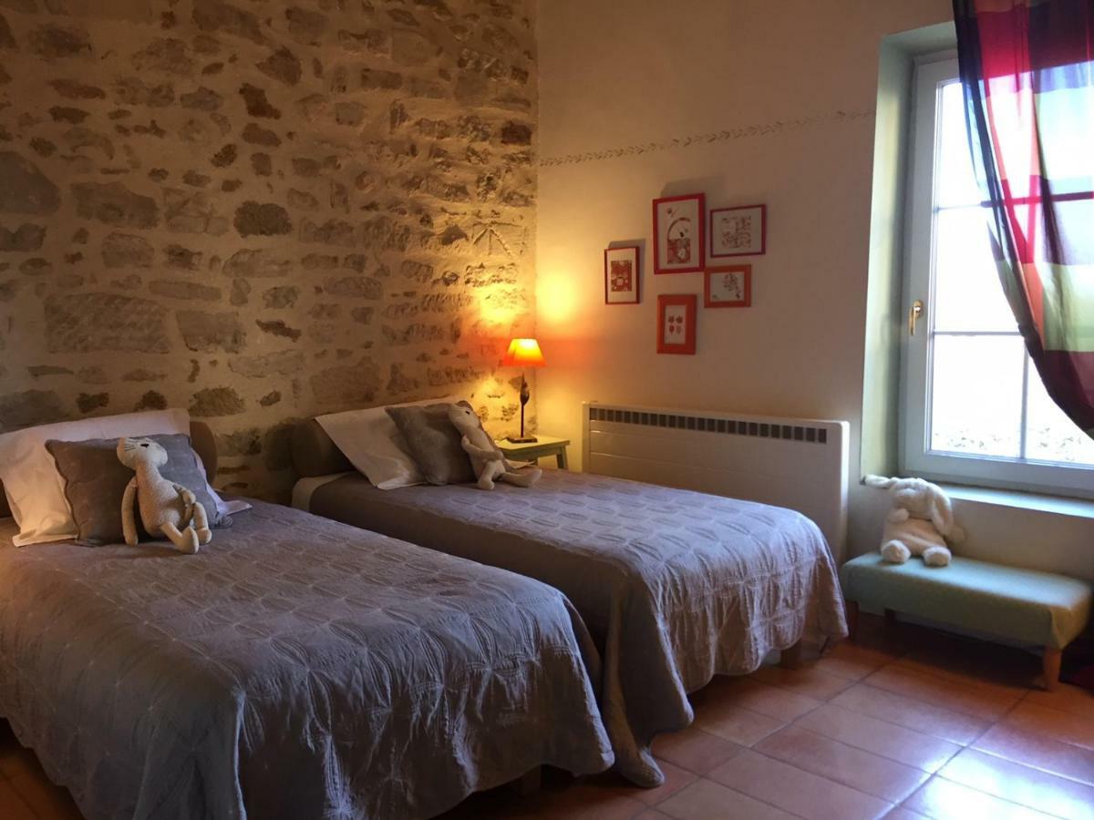 مبيت وإفطار سوز-لا-روس Les Aiguieres En Provence المظهر الخارجي الصورة