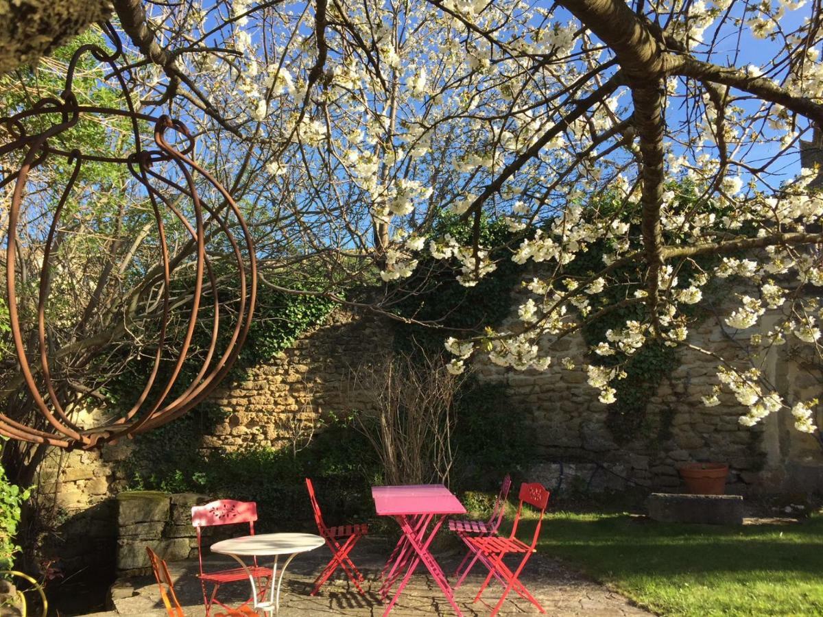 مبيت وإفطار سوز-لا-روس Les Aiguieres En Provence المظهر الخارجي الصورة