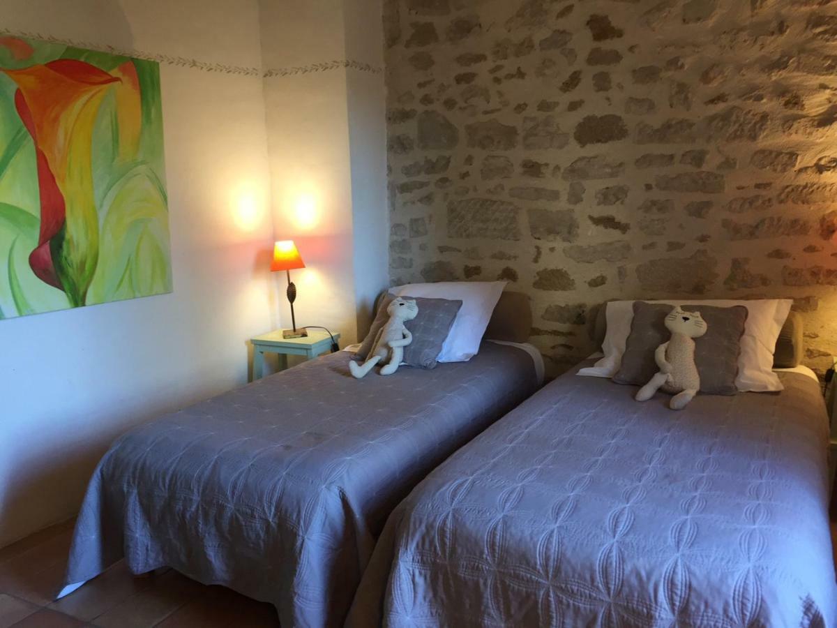 مبيت وإفطار سوز-لا-روس Les Aiguieres En Provence المظهر الخارجي الصورة